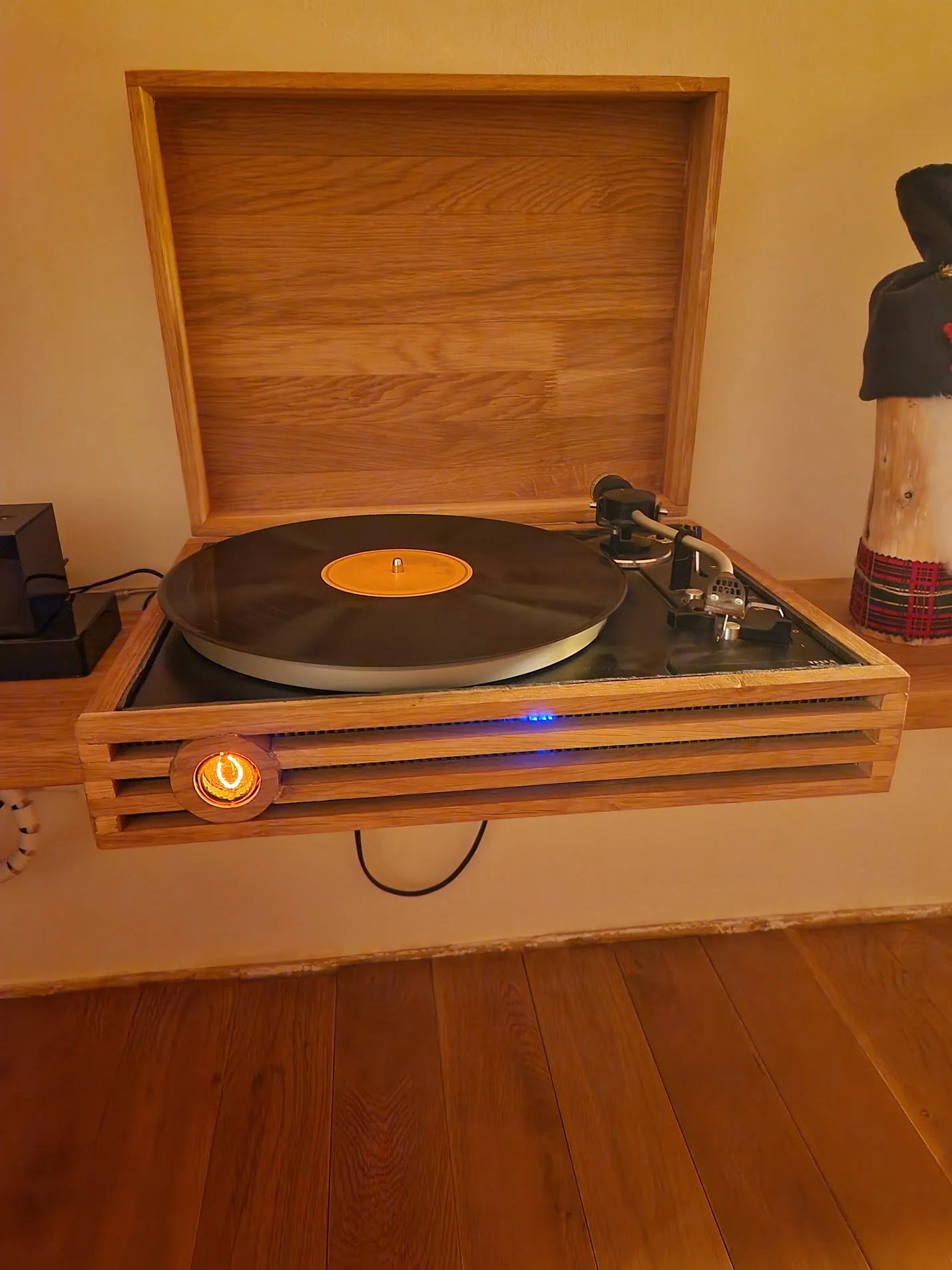 Record Player 01